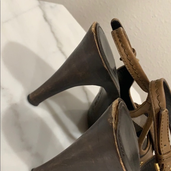 Burberry Slingback Heels In size 36 - Picture 4 of 5